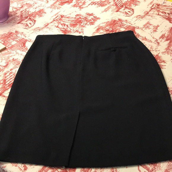 Iris Singer Collection Black NWT Straight Skirt Size 12 - Picture 6 of 9